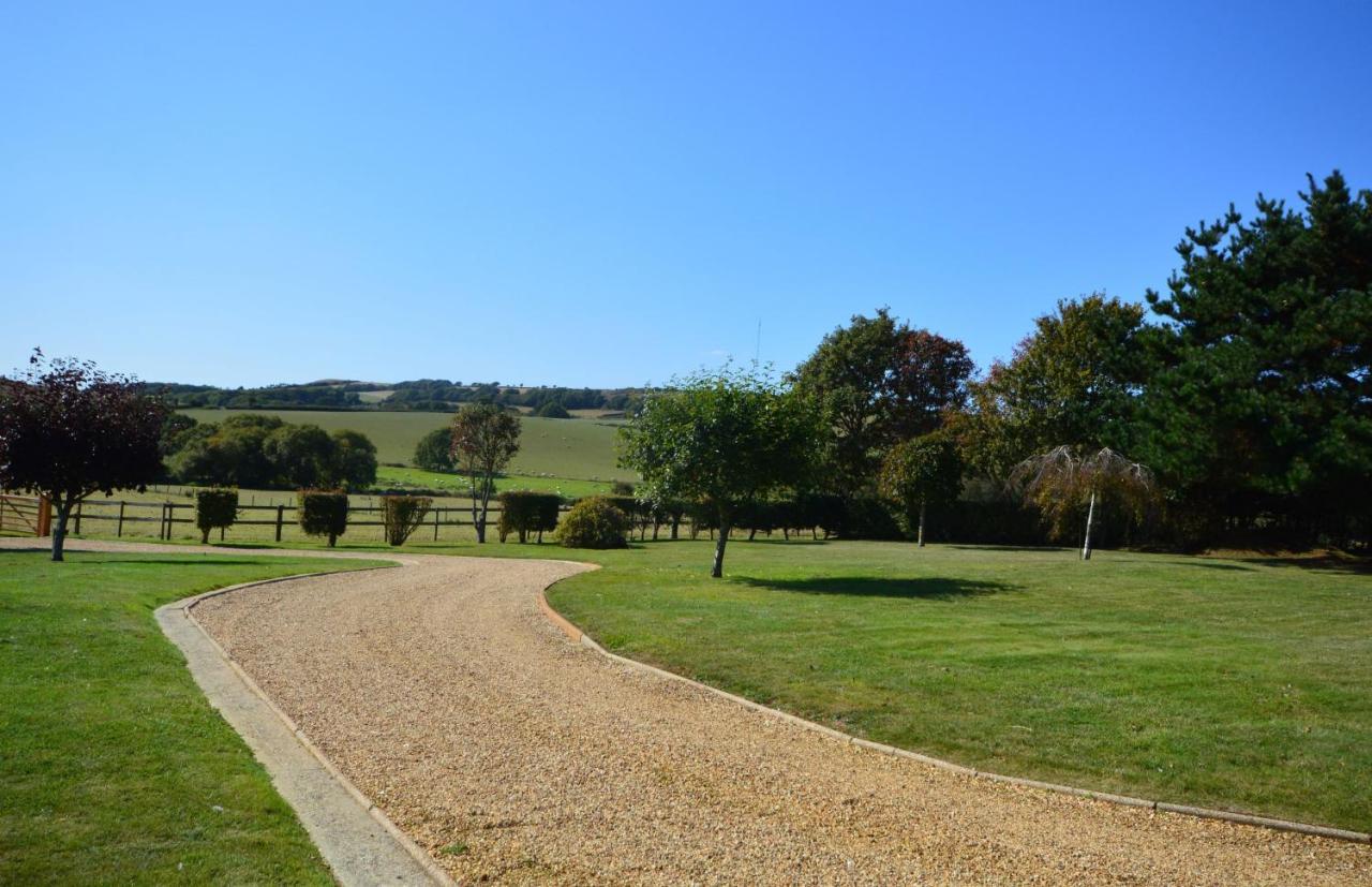 Rookley Farm Lodge ภายนอก รูปภาพ