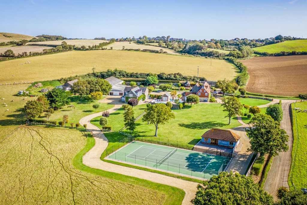 Rookley Farm Lodge ภายนอก รูปภาพ